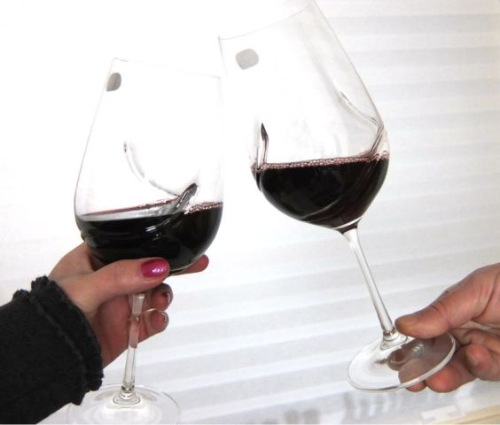 KeeK op de WeeK 38- Wijn, Geitenkaas en Ouder Worden 3 wijnglazen dit verzin je niet webshop