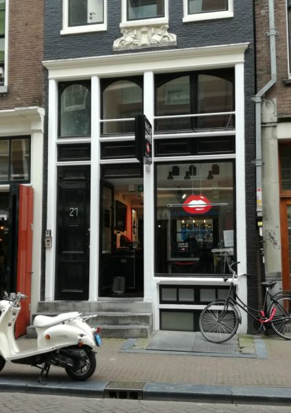 Mijn bezoek aan MAKE UP FOR EVER Amsterdam ( plus make-up review) 2 MAKE UP FOR EVER Amsterdam