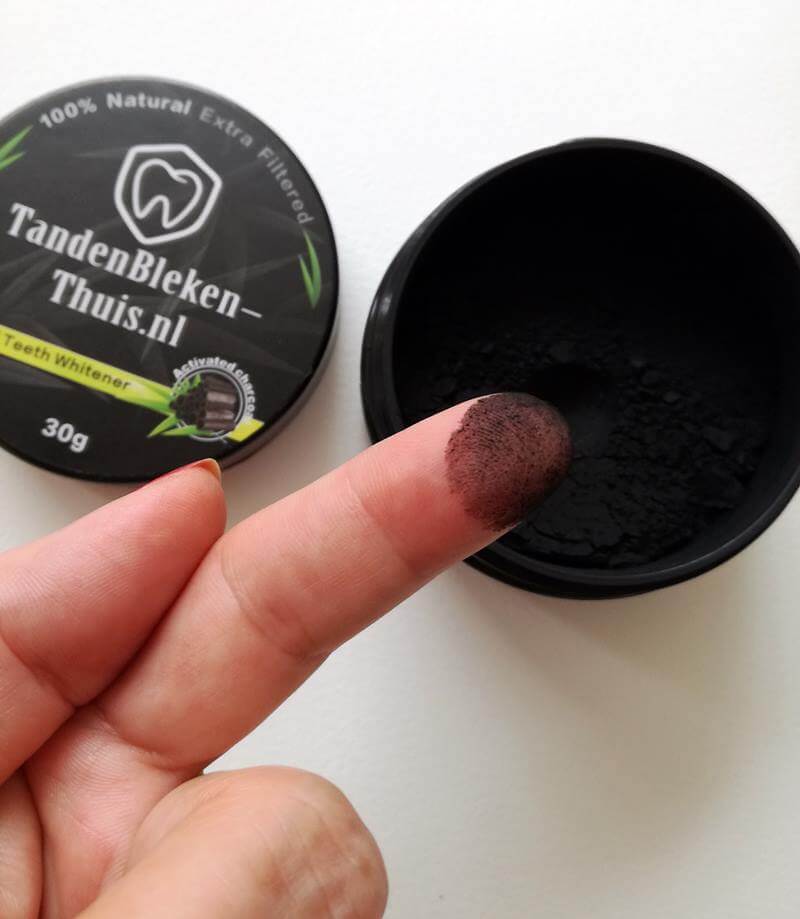 Tanden Bleken met Activated Charcoal- Tandpasta, Poeder en Whitening Strips 4 charcoal whitening poeder (2)