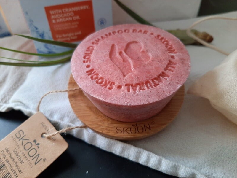 Review SKOON SOLID SHAMPOO- 100% natuurlijk gecertificeerde en plasticvrije shampoo bars 5 skoon Review SKOON SOLID SHAMPOO- 100% natuurlijk gecertificeerde en plasticvrije shampoo bars